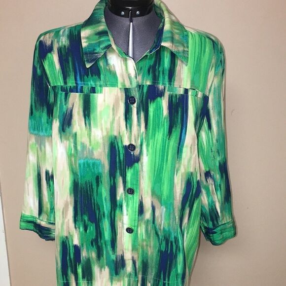 N Touch Button Up Blouse Size med - Picture 2 of 6